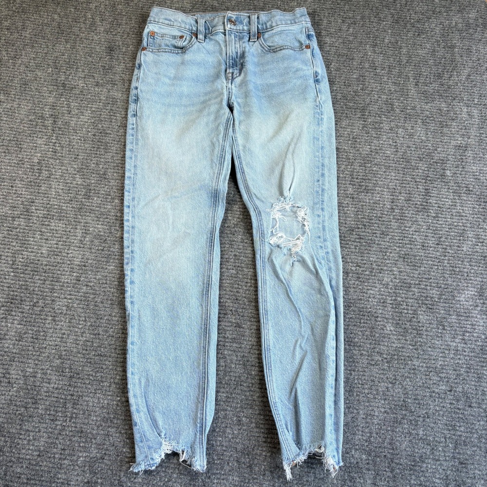 American Eagle 90s Skinny Jeans Light Wash Distressed Raw Hem Size 2 Short